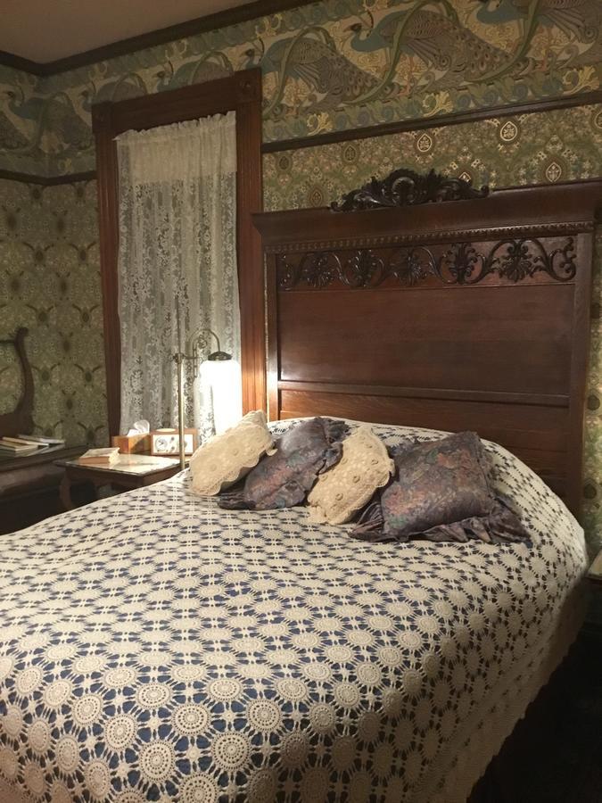 Allen House Inn Амхерст Экстерьер фото