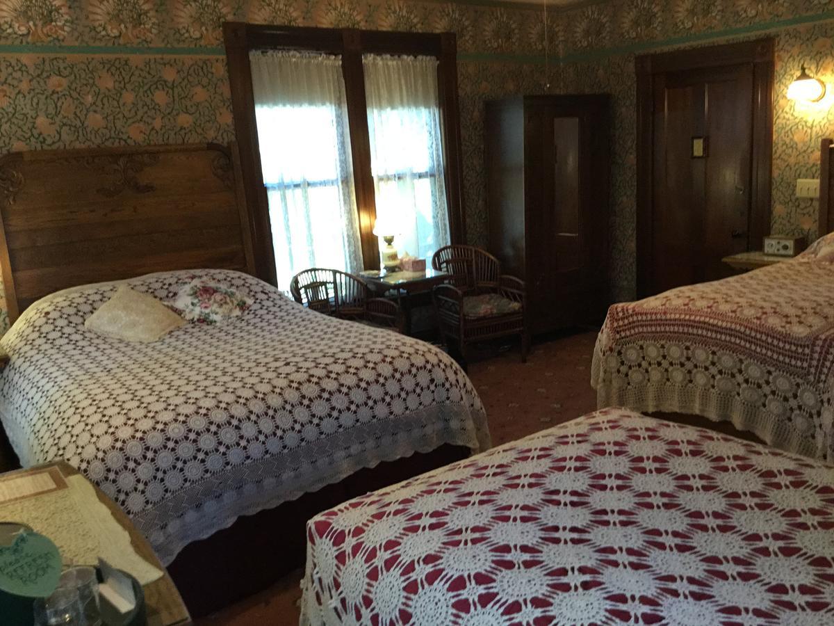 Allen House Inn Амхерст Экстерьер фото